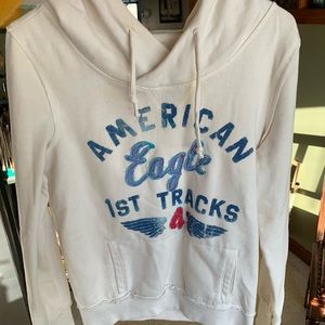 American eagle pull over sweatshirt